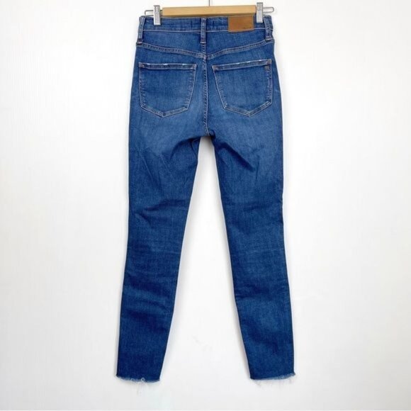 Madewell 10" High-Rise Raw Hem Button Fly Skinny jeans Style# J7914 size 25 - Picture 9 of 10